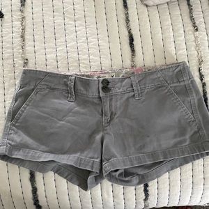 American eagle gray shirt shorts